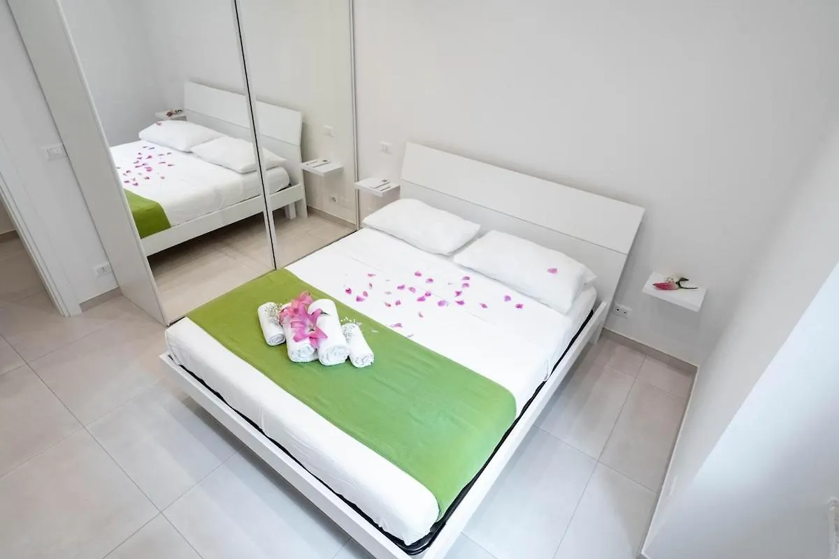 Apartment Domus Aurea2 A Stone'S Throw From The Colosseum Italy